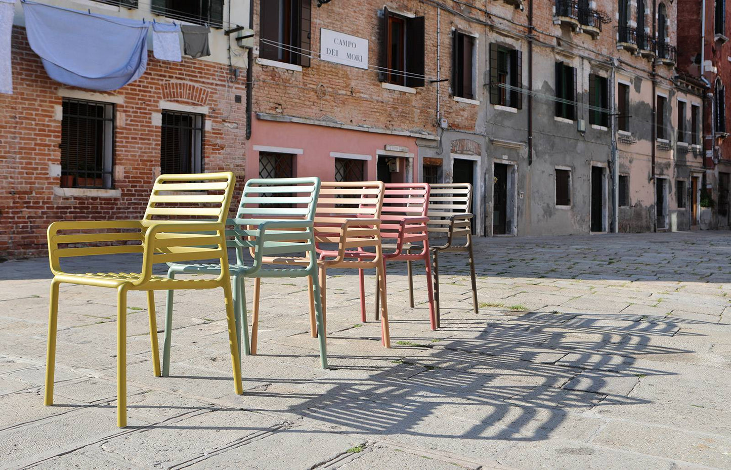 Doga Armchair resin chair with armrests - Nardi